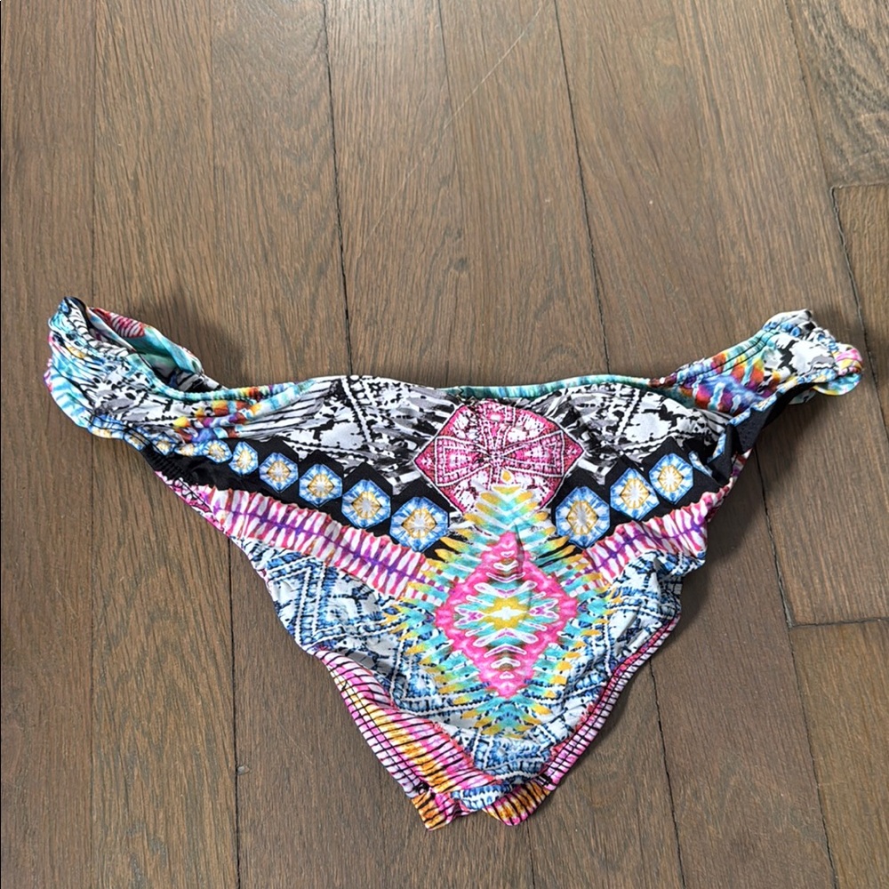 Colorful Patterned Bikini Set - Picture 8 of 9
